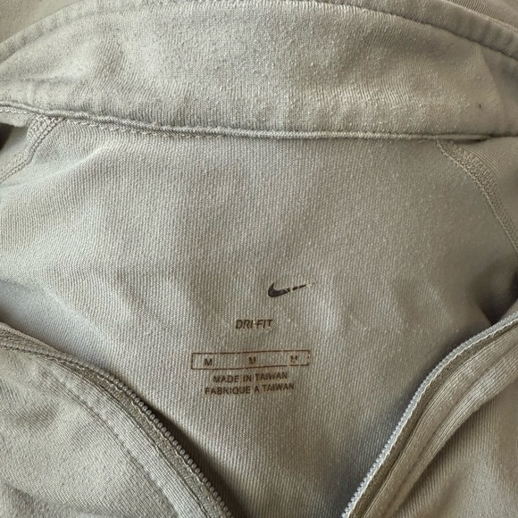 Nike Women’s Light Gray and Bright Orange Jacket - Picture 5 of 6